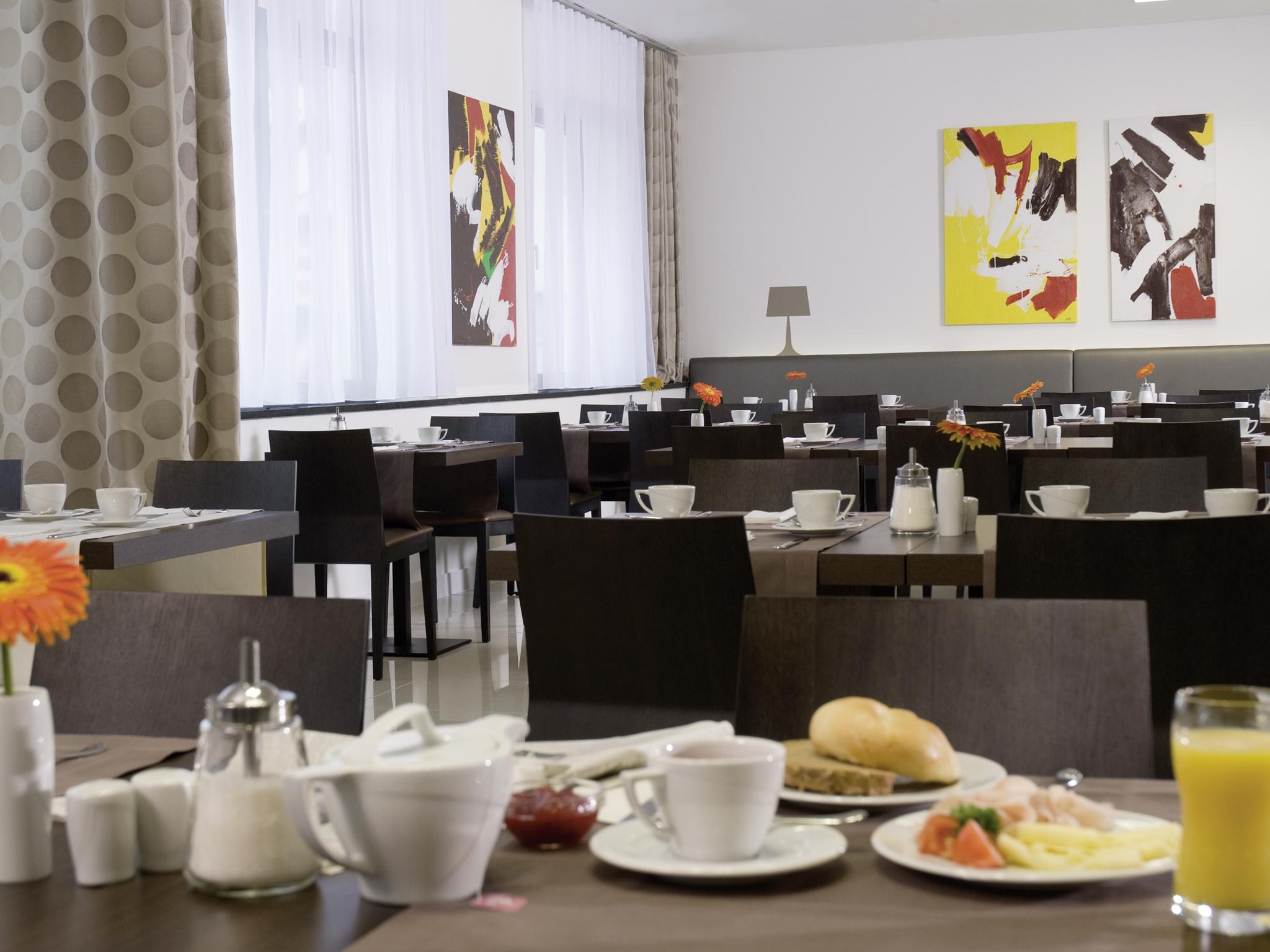 Ac Hotel By Marriott Bratislava Old Town Exterior photo
